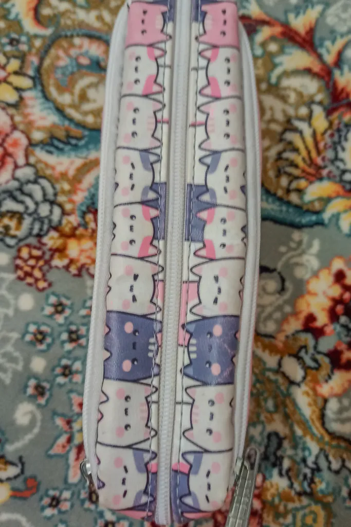 جامدادی مستر راد مدل سه زیپ طرح گربه فانتزی کد fiory 2515