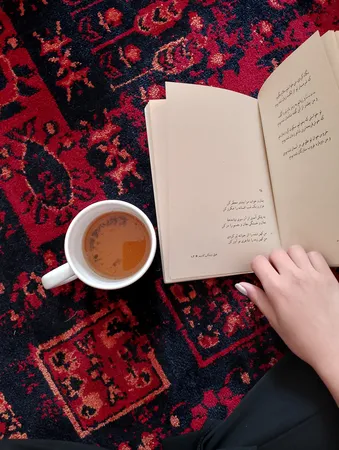 فرش ماشینی دنیای فرش مدل روشنک سنتی کد 1510