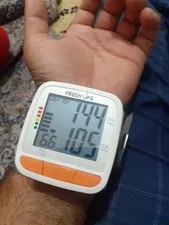 تجریه خرید فشارسنج مچی دیجیتال فرش لایف مدل T4