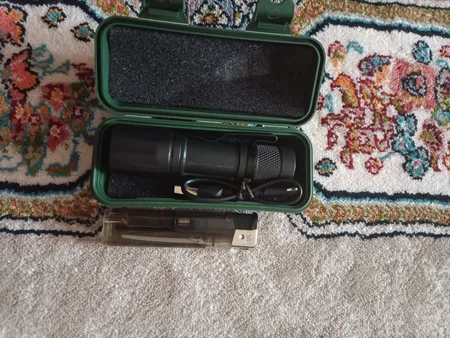 چراغ قوه مدل 002