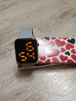 ساعت مچی دیجیتال بچه گانه مدل D1