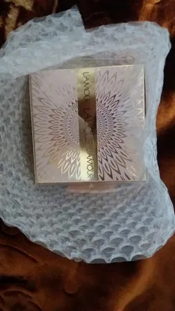 ادو پرفیوم زنانه لالیک مدل Le Amour حجم 100 میلی‌ لیتر