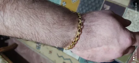 دستبند طلا 18 عیار مردانه دوست خوب مدل حلقه ای ورساچی کد DK099