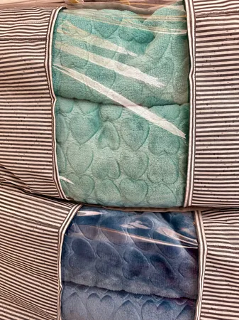 پتوی نرمینه بافت مدل نگین کد11 طرح قلبی سایز 155x215 سانتی متر