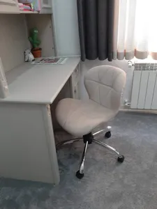 تجریه خرید صندلی اداری هوگر مدل KH820-MA