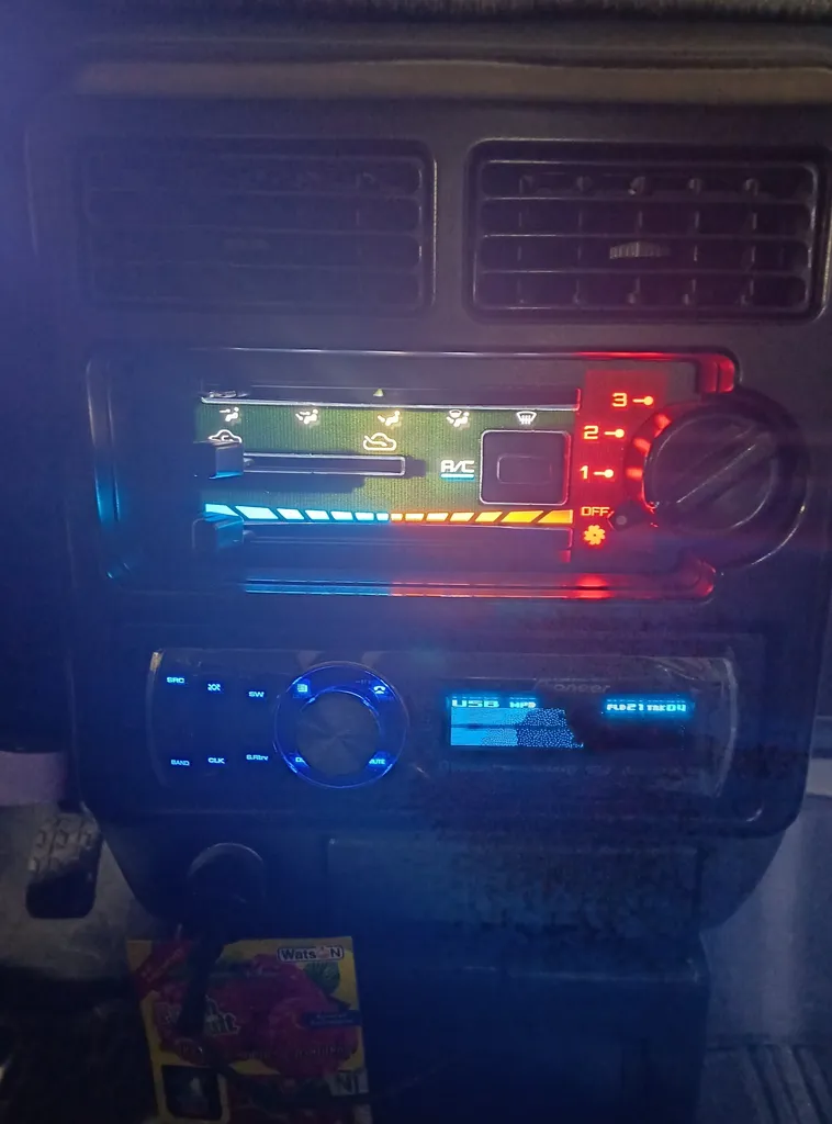 پنل بخاری گاندو طرح اسپرت مناسب برای پراید