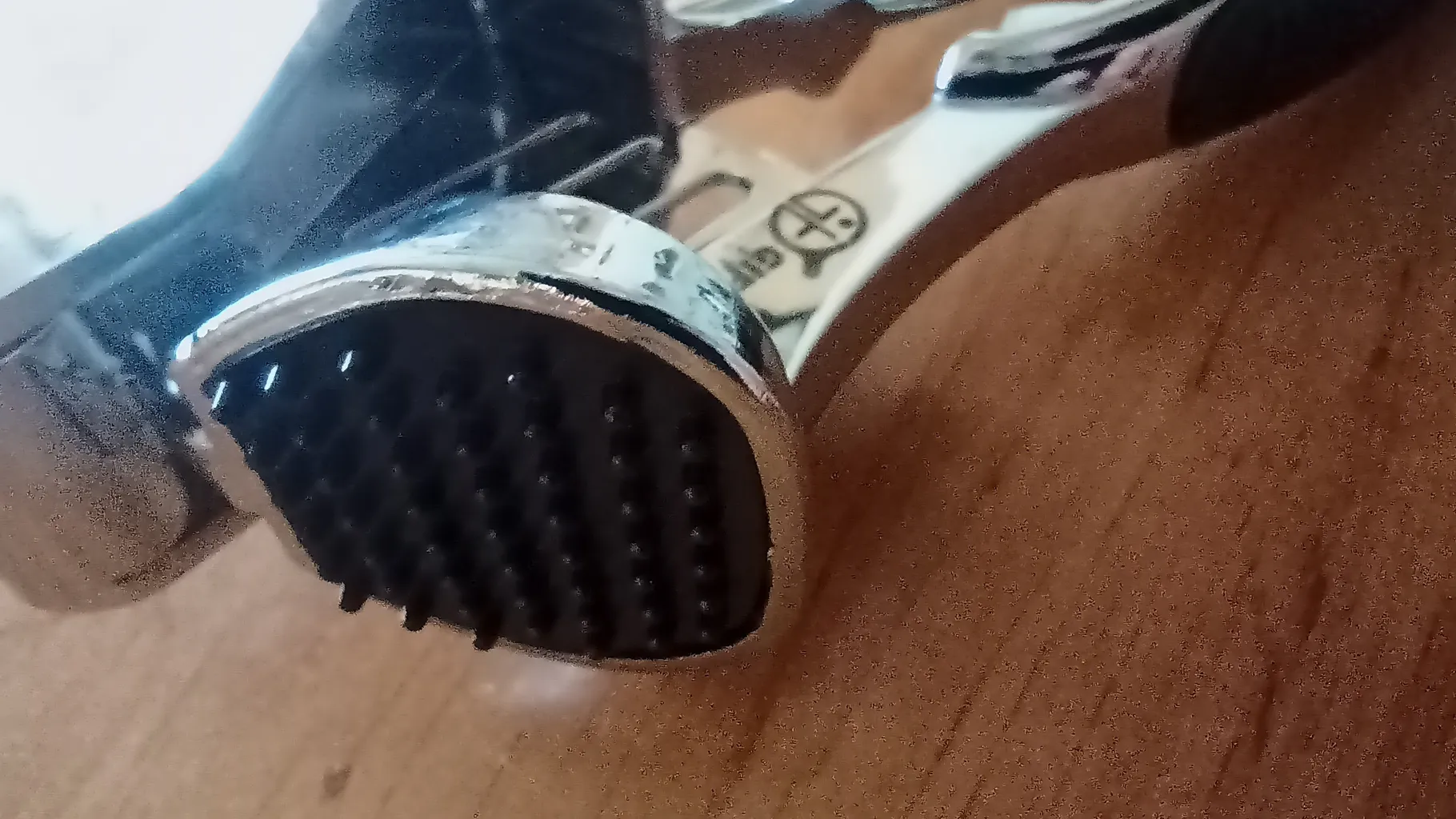 سیر له‌ کن جی فی نی مدل 05