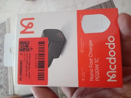 شارژر دیواری 20 وات مک دودو مدل CH-402