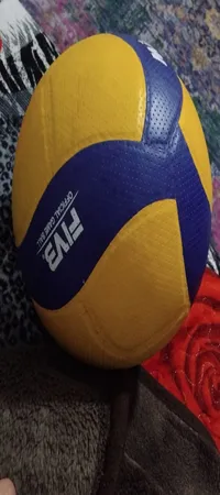 توپ والیبال مدل V200W