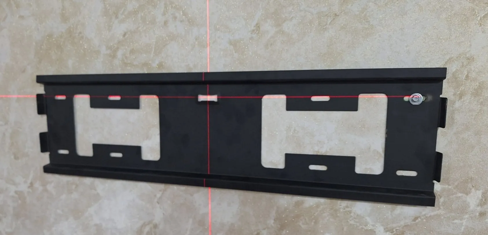 پایه دیواری تلویزیون سرافراز مدل H7 مناسب برای تلویزیون های  ۴۲ تا 98 اینچ