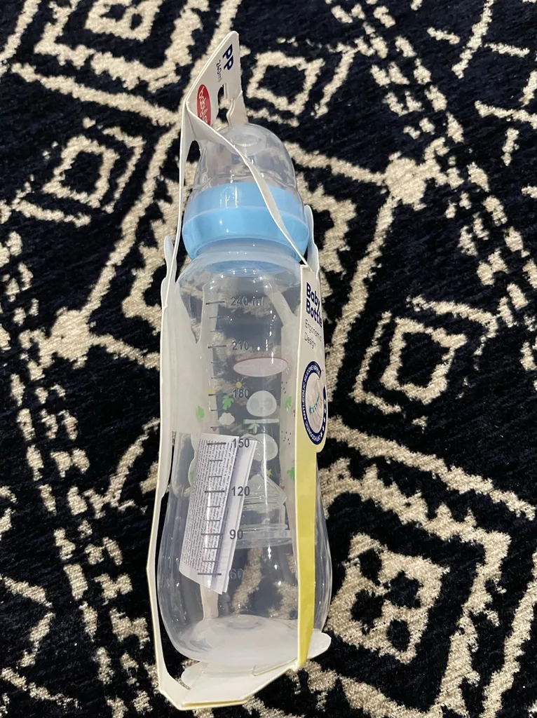 شیشه شیر بیبی لند مدل 305 ظرفیت 240 میلی لیتر