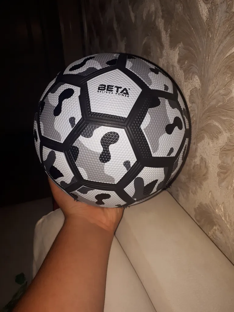 توپ فوتبال بتا مدل 0001