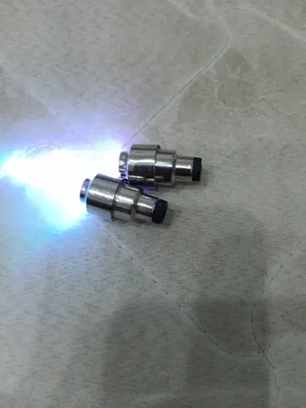 چراغ چرخ دوچرخه آیرون من مدل Rb20 بسته 2 عددی