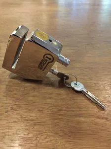 تجریه خرید قفل دیسکی موتورسیکلت کهن مدل 8mm/F