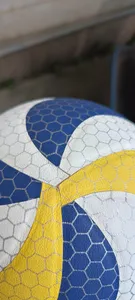 تجریه خرید توپ والیبال فاکس مدل 8000