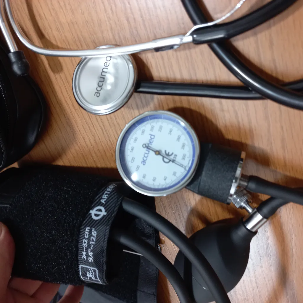 فشارسنج عقربه ای اکیومد مدل KJ-106