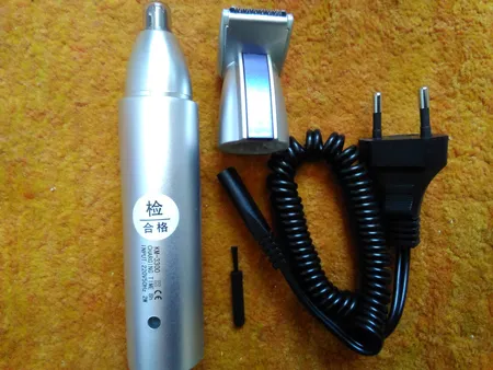 موزن گوش و بینی و خط زن کیمی مدل km-3300