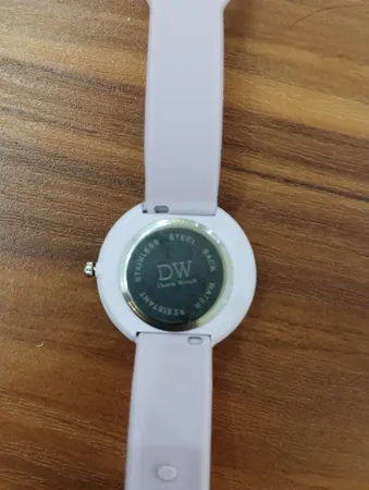 ساعت مچی عقربه ای دخترانه بولون مدل bn