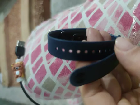 ساعت هوشمند مدل EF MI BAND 6 صفحه نمایش رنگی، شمارش ضربان قلب بند سیلیکونی