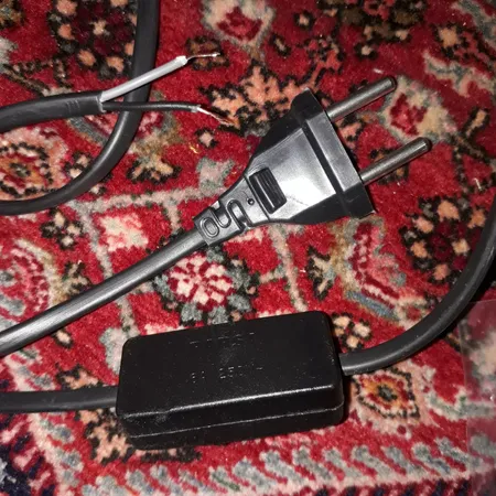 سیم کلید دار بین راهی کد 03