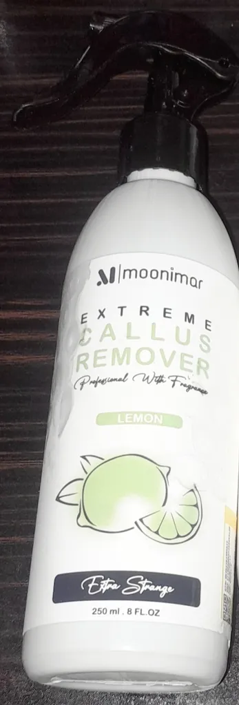 اسپری لایه بردار پا مونیمار مدل کلوس ریموور مناسب برای انواع پوست حجم 250 میلی لیتر