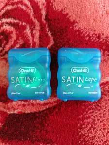 تجریه خرید نخ دندان اورال-بی مدل Satin