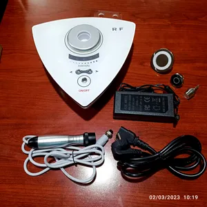 تجریه خرید دستگاه لیفت و جوانسازی صورت آر اف مدل استار