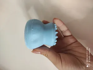 تجریه خرید برس پاک کننده صورت بیوتی مدل هشت پا کد 01