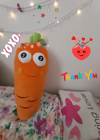 عروسک طرح هویج بالشتی مدل 001 ارتفاع 80 سانتی متر