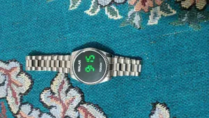 تجریه خرید ساعت مچی دیجیتال والار مدل مدل صفحه لمسی