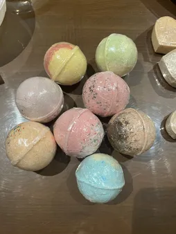 کوکتل نمک حمام اور مدل Mix Pedicure وزن 900 گرم بسته 9 عددی