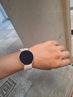 ساعت هوشمند 40 میلی‌متری سامسونگ مدل Galaxy Watch4 با بند سیلیکونی