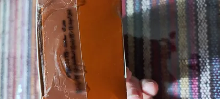 کرم ضدآفتاب رنگی فاقد چربی شون با رنگ طبیعی + SPF50