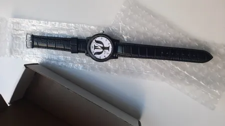 ساعت مچی عقربه ای والار طرح روانشناسی کد LF2657