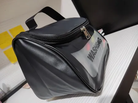 کیف لوازم آرایش زنانه مدل G-28 NEW