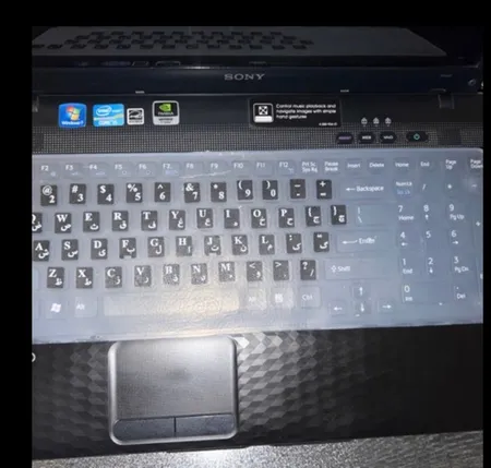 برچسب حروف فارسی کیبورد طرح مات به همراه محافظ کیبورد مناسب برای لپ تاپ 15.6 اینچ