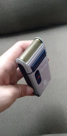 ماشین اصلاح موی صورت یاندو مدل Sv-w301u به همراه تیغه و توری یدک