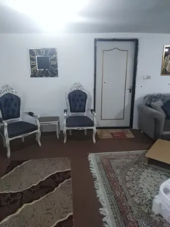 ساعت دیواری اِلِنسی مدل Roniya