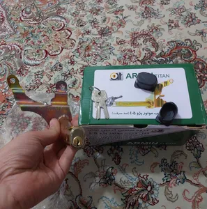 تجریه خرید قفل کاپوت ضد سرقت آرمین مدل RADFAR 5964 مناسب برای پژو 405