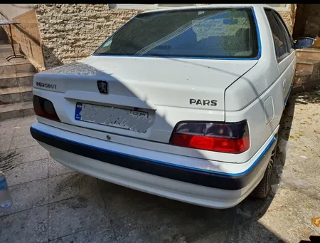 چراغ عقب مدل km23 مناسب برای پژو پارس ELX بسته 2عددی