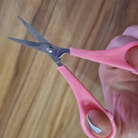 قیچی ابرو اس جی ان مدل PH1