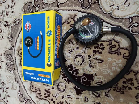 فشار سنج باد لاستیک خودرو توربو مدل ALIS32