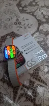 ساعت هوشمند گلوریمی مدل GS1 Pro 2024 دارای قابلیت های صفحه نمایش رنگی، صفحه نمایش لمسی، کنترل موسیقی (Music Player)، کنترل سطح اکسیژن خون، قابلیت مکالمه مستقیم، قابلیت مکالمه از طریق بلوتوث، پشتیبانی از زبان فارسی در منو و سیستم‌عامل بند سیلیکون