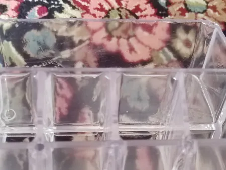 استند لوازم آرایشی مدل Ro01