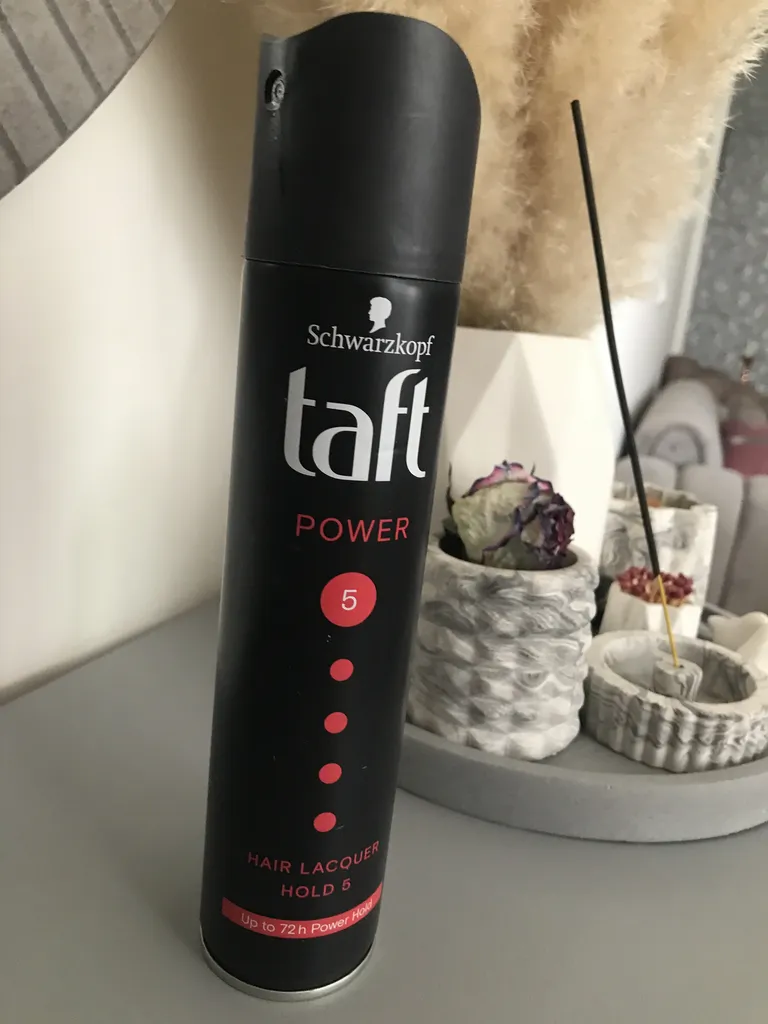 اسپری نگهدارنده حالت مو تافت مدل new Power Hair حجم 250 میلی لیتر