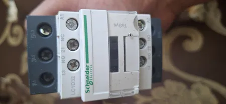 کنتاکتور 32 آمپر اشنایدر الکتریک مدل LC1D32M7