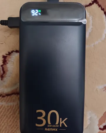 پاوربانک ریمکس مدل RPP-522 22.5W ظرفیت 30000 میلی آمپر ساعت