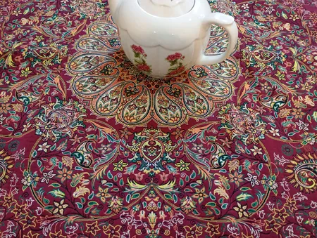 رومیزی ترمه نگین خاتم یزد طرح افشاری کد ZRSH