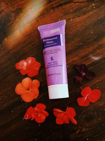 کرم ضد لک فیس دوکس سری Pigmasome مدل Sulfora White حجم ۵۰ میلی لیتر