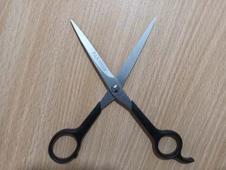 قیچی اصلاح مو زولینگن مدل P.A.S